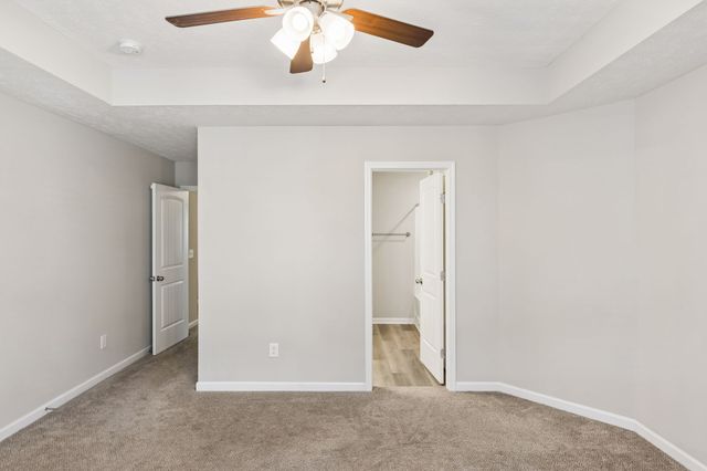 410 Rick McCormick Dr, La Vergne, TN 37086