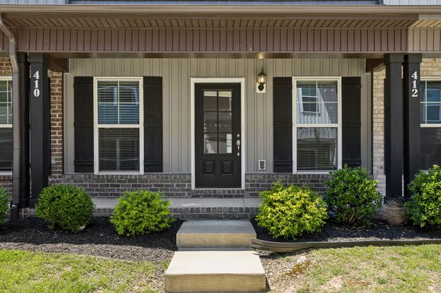 410 Rick McCormick Dr, La Vergne, TN 37086