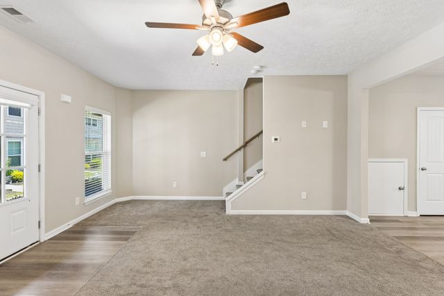 410 Rick McCormick Dr, La Vergne, TN 37086