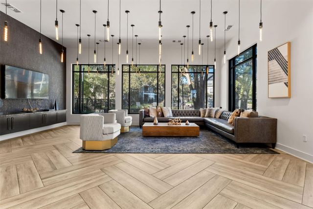 15450 Farm to Market Rd 1325 RD 24-2423, Austin, TX 78728