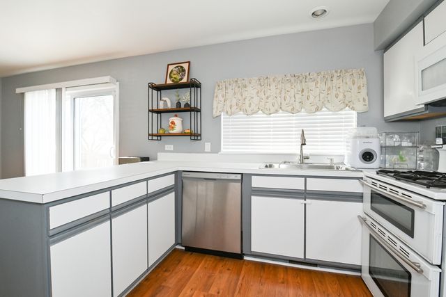 2092 Muirfield Circle, Elgin, IL 60123