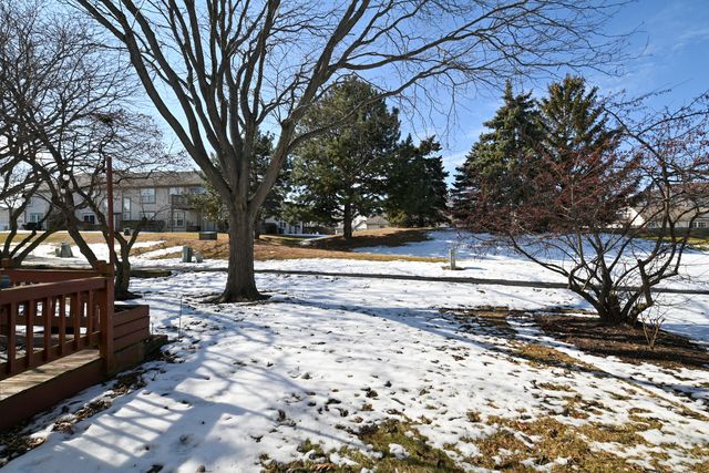 2092 Muirfield Circle, Elgin, IL 60123