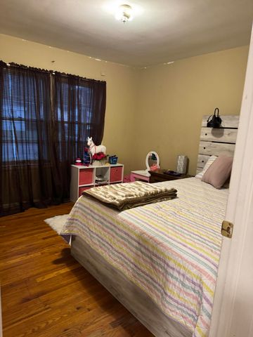 308 E Lindberg Street, Springfield, MO 65807