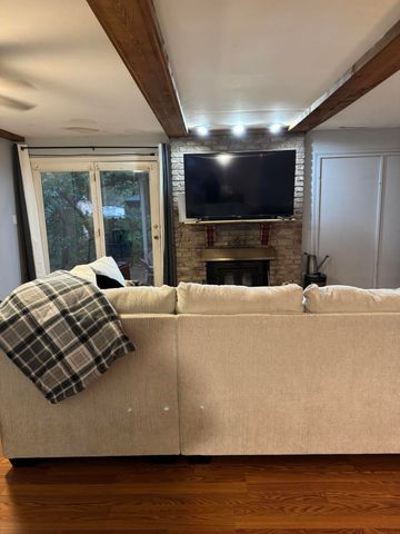 308 E Lindberg Street, Springfield, MO 65807