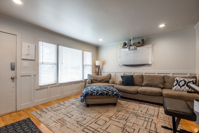 658 E LOCUST ST, Sandy, UT 84070