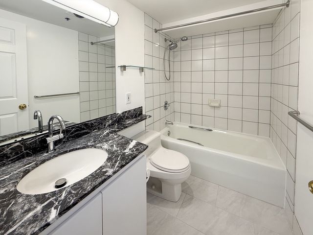 170 Tremont St 205, Boston, MA 02111