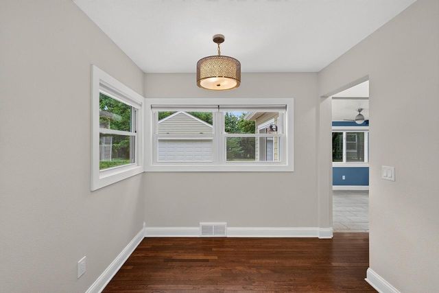 7125 N Longacre ROAD, Fox Point, WI 53217