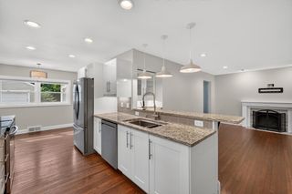 7125 N Longacre ROAD, Fox Point, WI 53217