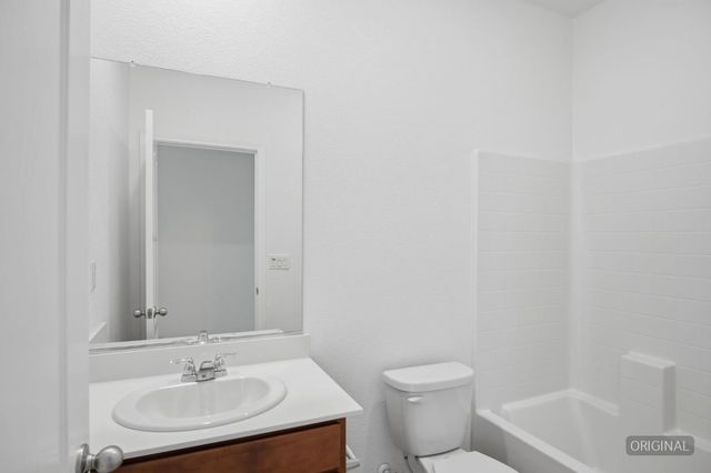 654 Flagstone Dr, Stockton, CA 95206