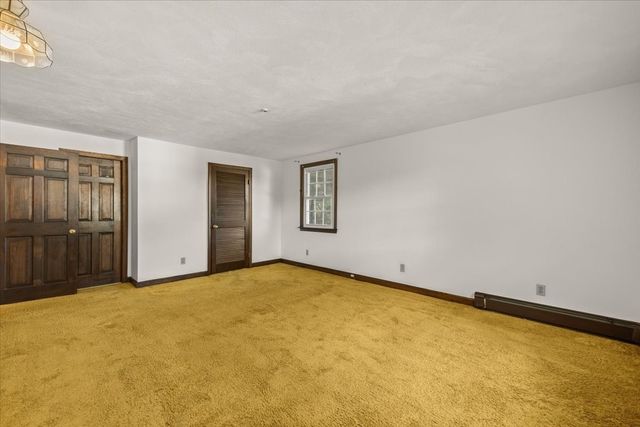 35 Bullard St, Walpole, MA 02081