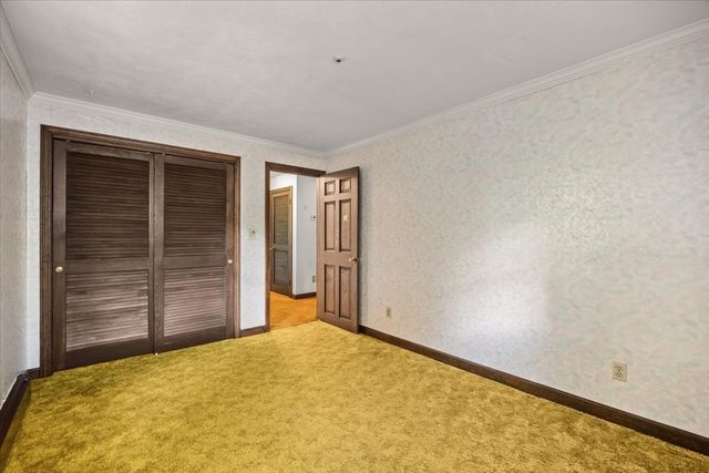 35 Bullard St, Walpole, MA 02081