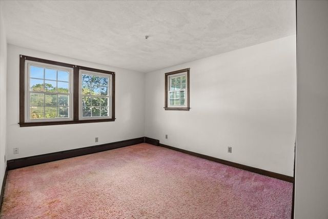 35 Bullard St, Walpole, MA 02081