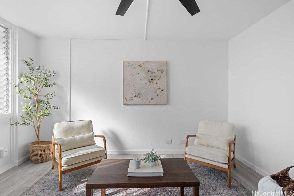 94-099 Waipahu Street A306, Waipahu, HI 96797