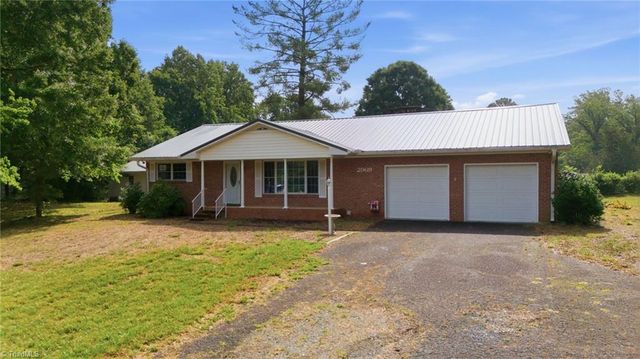 2969 Avalee Street, Walkertown, NC 27051