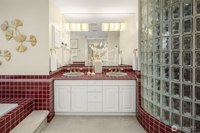 4764 155th Place SE, Bellevue, WA 98006