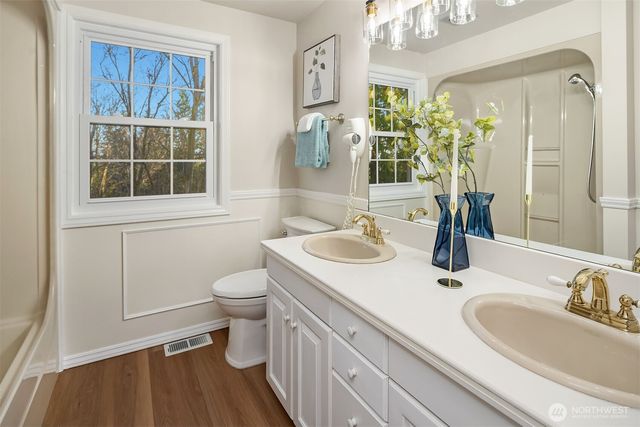 4764 155th Place SE, Bellevue, WA 98006