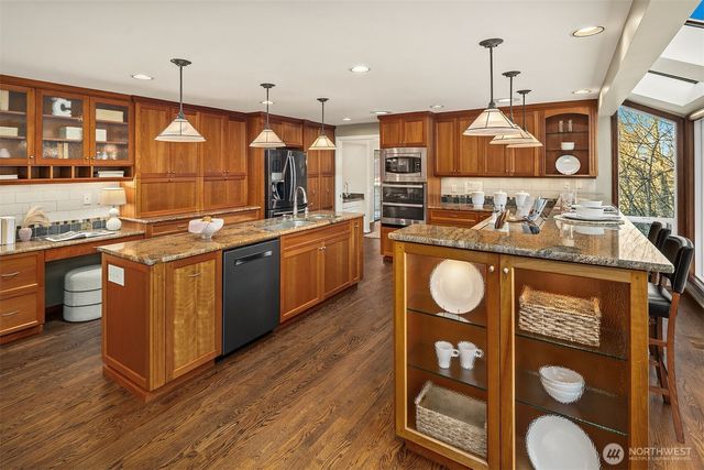 4764 155th Place SE, Bellevue, WA 98006