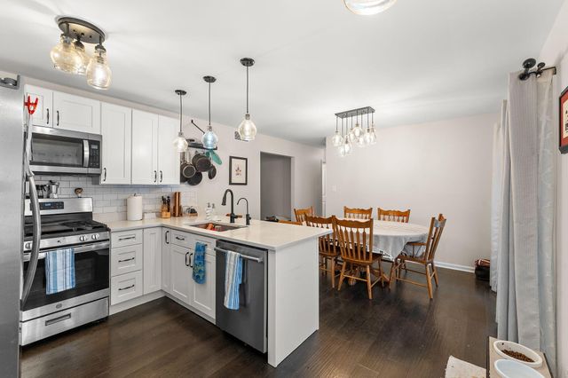 7901 Catalpa Street, Dyer, IN 46311