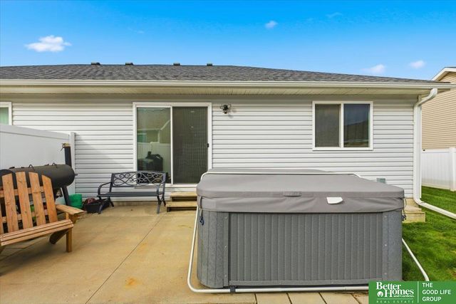 7901 S 24th Street, Bellevue, NE 68147