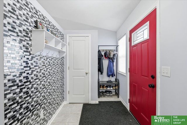 7901 S 24th Street, Bellevue, NE 68147