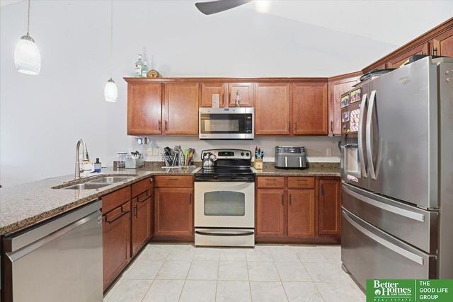 7901 S 24th Street, Bellevue, NE 68147