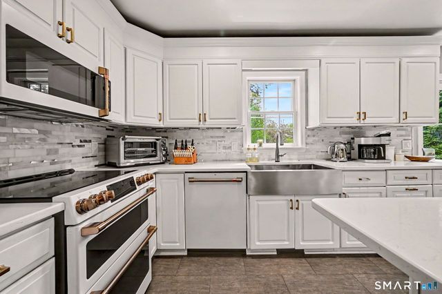 179 West Rocks Road, Norwalk, CT 06851