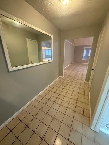 7839 Vernwood Street, Houston, TX 77040