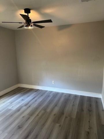 7839 Vernwood Street, Houston, TX 77040