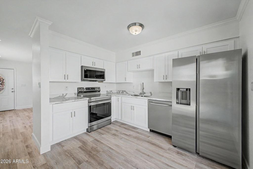 1467 S LAZONA Drive, Mesa, AZ 85204