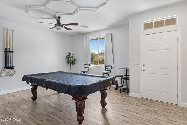 17292 W PINNACLE VISTA Drive, Surprise, AZ 85387