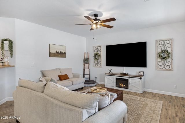 17292 W PINNACLE VISTA Drive, Surprise, AZ 85387