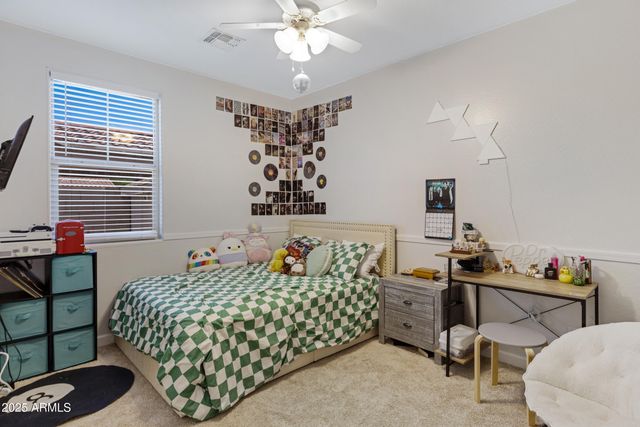 17292 W PINNACLE VISTA Drive, Surprise, AZ 85387