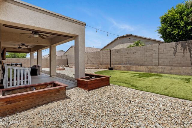 17292 W PINNACLE VISTA Drive, Surprise, AZ 85387