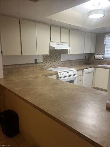 1754 Cape Coral PKWY E 107, Cape Coral, FL 33904