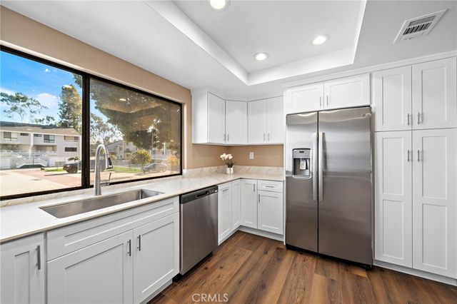 14 Baruna Court, Newport Beach, CA 92663