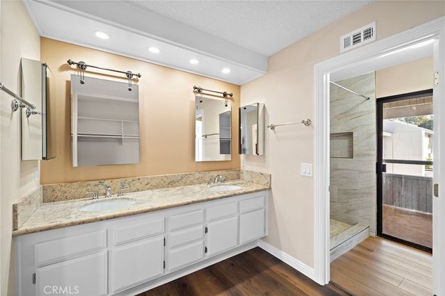 14 Baruna Court, Newport Beach, CA 92663