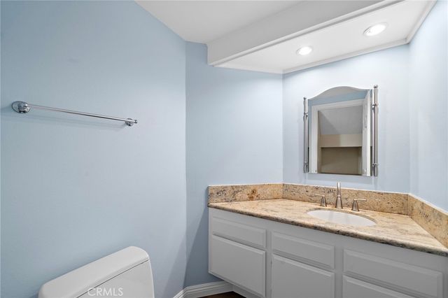 14 Baruna Court, Newport Beach, CA 92663