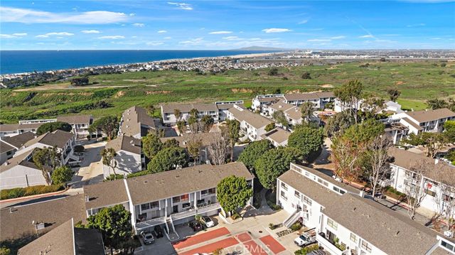 14 Baruna Court, Newport Beach, CA 92663