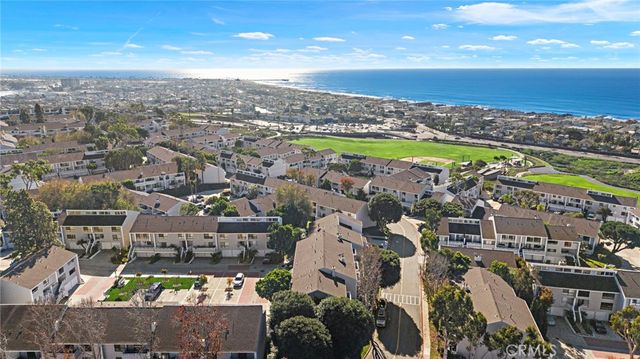 14 Baruna Court, Newport Beach, CA 92663