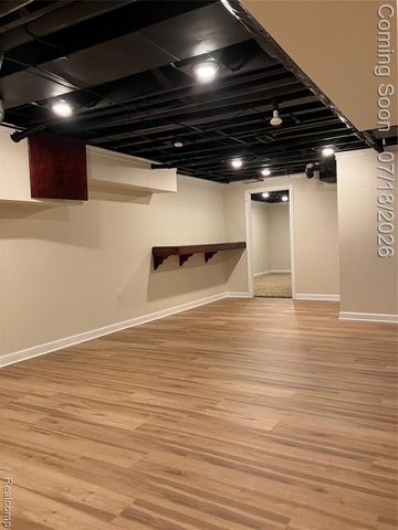 1815 Twin Lakes Boulevard, Oxford, MI 48371