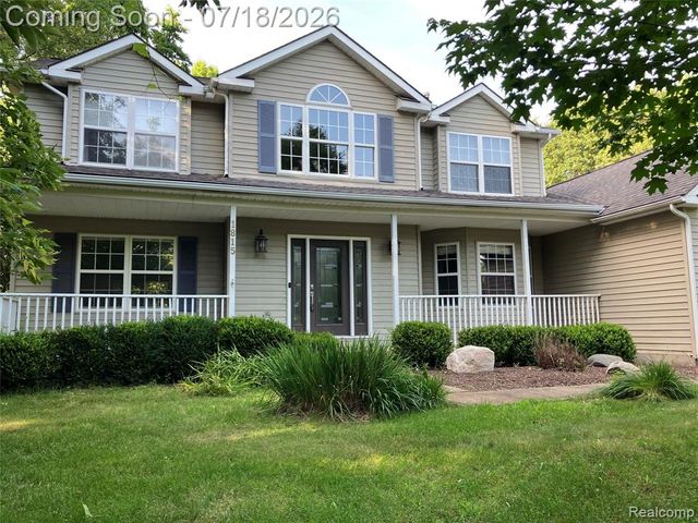 1815 Twin Lakes Boulevard, Oxford, MI 48371