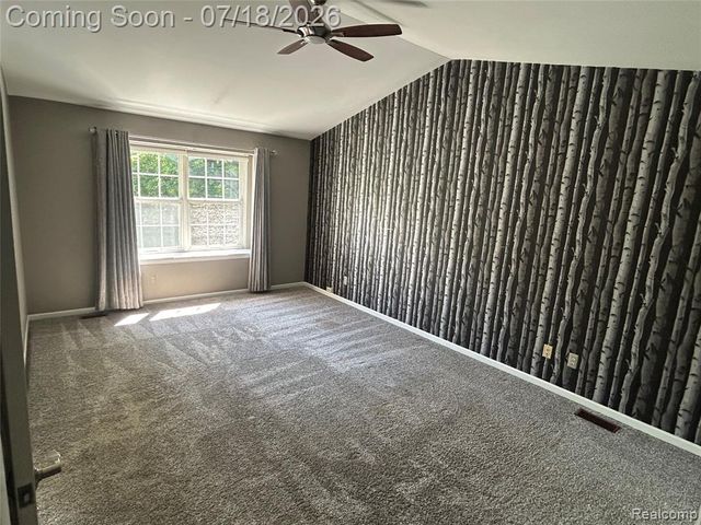 1815 Twin Lakes Boulevard, Oxford, MI 48371