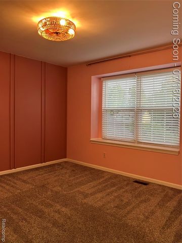 1815 Twin Lakes Boulevard, Oxford, MI 48371