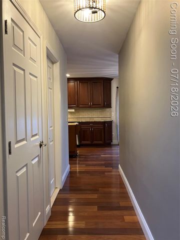 1815 Twin Lakes Boulevard, Oxford, MI 48371