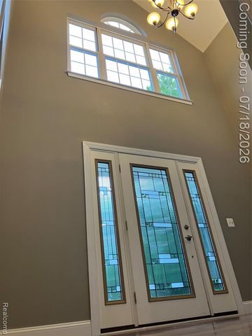 1815 Twin Lakes Boulevard, Oxford, MI 48371