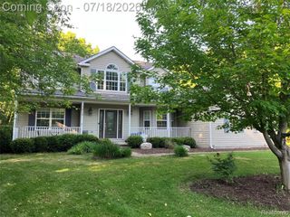 1815 Twin Lakes Boulevard, Oxford, MI 48371