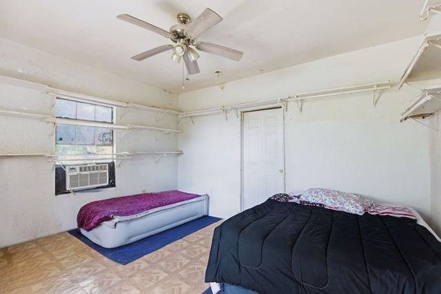 3814 Walker Street, Houston, TX 77023