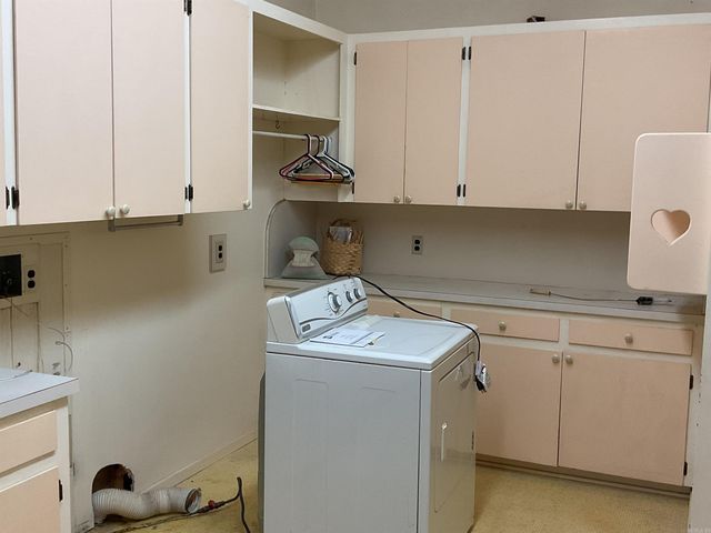 1324 Edgemont, Greers Ferry, AR 72067