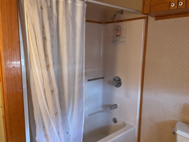 1324 Edgemont, Greers Ferry, AR 72067