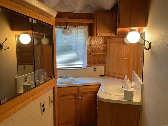 1324 Edgemont, Greers Ferry, AR 72067